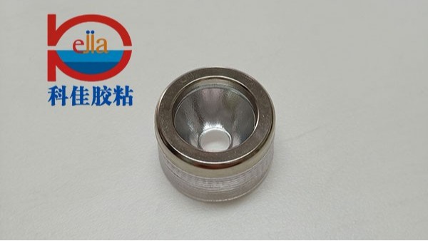 PC粘金属胶水助力多功能车载手电筒，随时解救您的安全